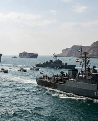 U.S. President Orders Navy to Escort Oil Tankers Through Strait of Hormuz