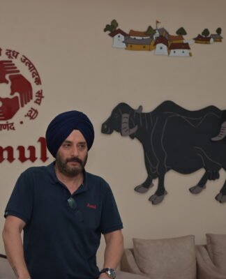 Amul: From Anand to the Nation – The Cooperative Revolution That Transformed India’s Dairy Sector