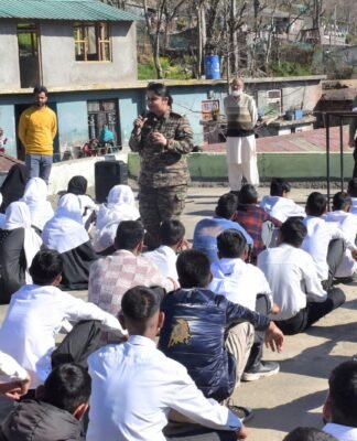 Indian Army Holds Awareness Lecture on Women’s Health at GHSS Samote, Rajouri
