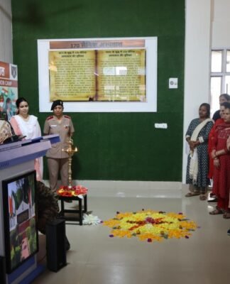 Indian Army troops, families participate in blood donation camp at Akhnoor
