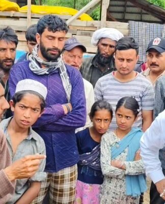 MLA Kishtwar Shagun Parihar Visits Cloudburst-Affected Areas in Chandali Gahan, Sarathal