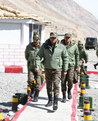 Northern Army Commander reviews operational readiness in Ladakh Sector