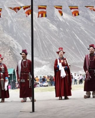 Ladakh Administration Stresses Sustainable Tourism at Sand Dunes Festival in Nubra