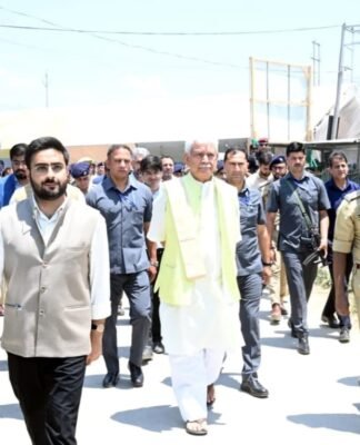Lieutenant Governor J&K visits Pantha Chowk Yatra Transit Camp and Yatri Niwas in Srinagar