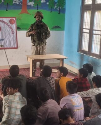 Army Holds Motivational Talk on Defence Careers in Rajouri